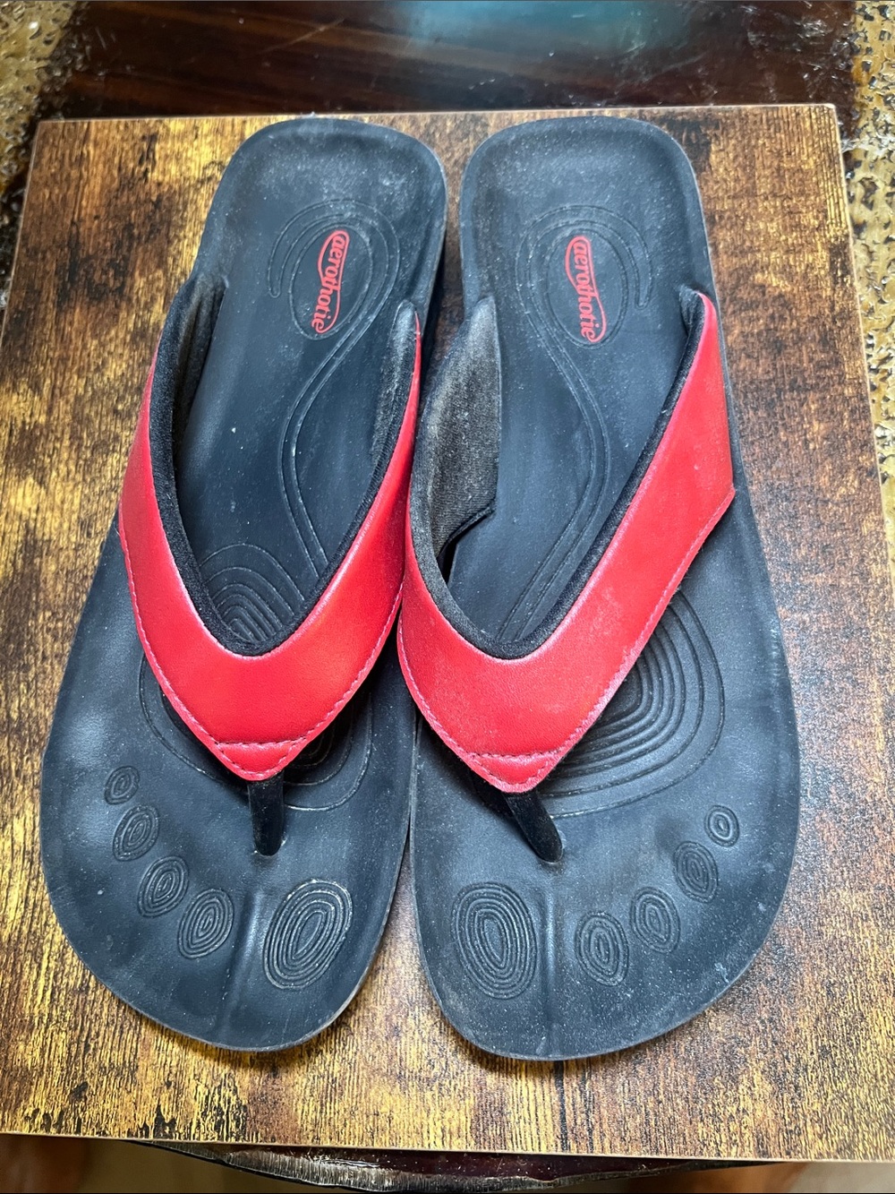 aerothotic  Women’s Red Thong Sandals